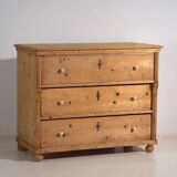 Antique three-drawer chest of drawers (circa 1920)