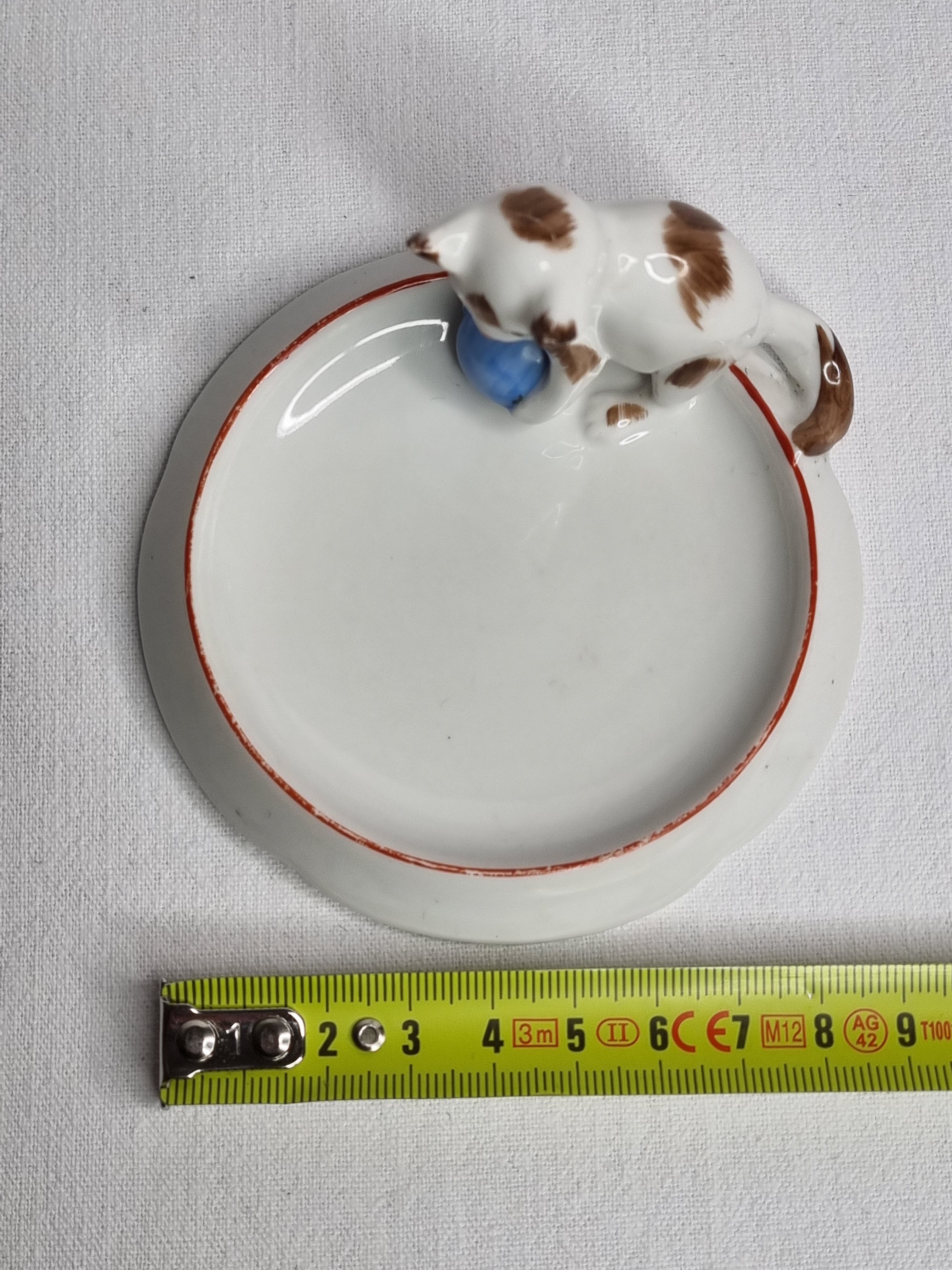 Empty bath pocket decorated kitten "Pfeffer Porzellan" 1930-40 years