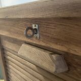 Simple curtain, notary binder
