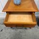 Table de chevet pieds compas