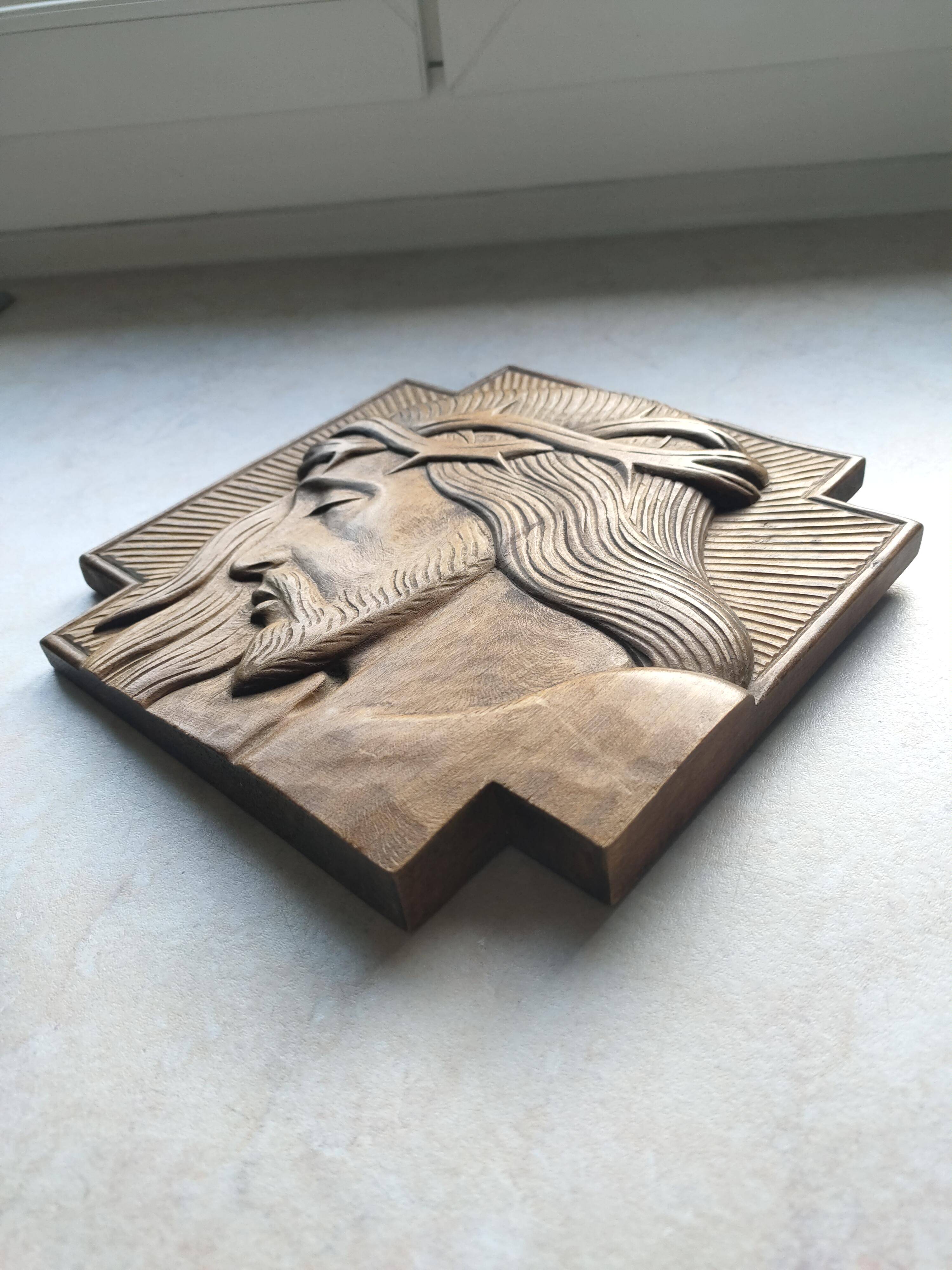 Wooden painting representing Christ Art Deco.