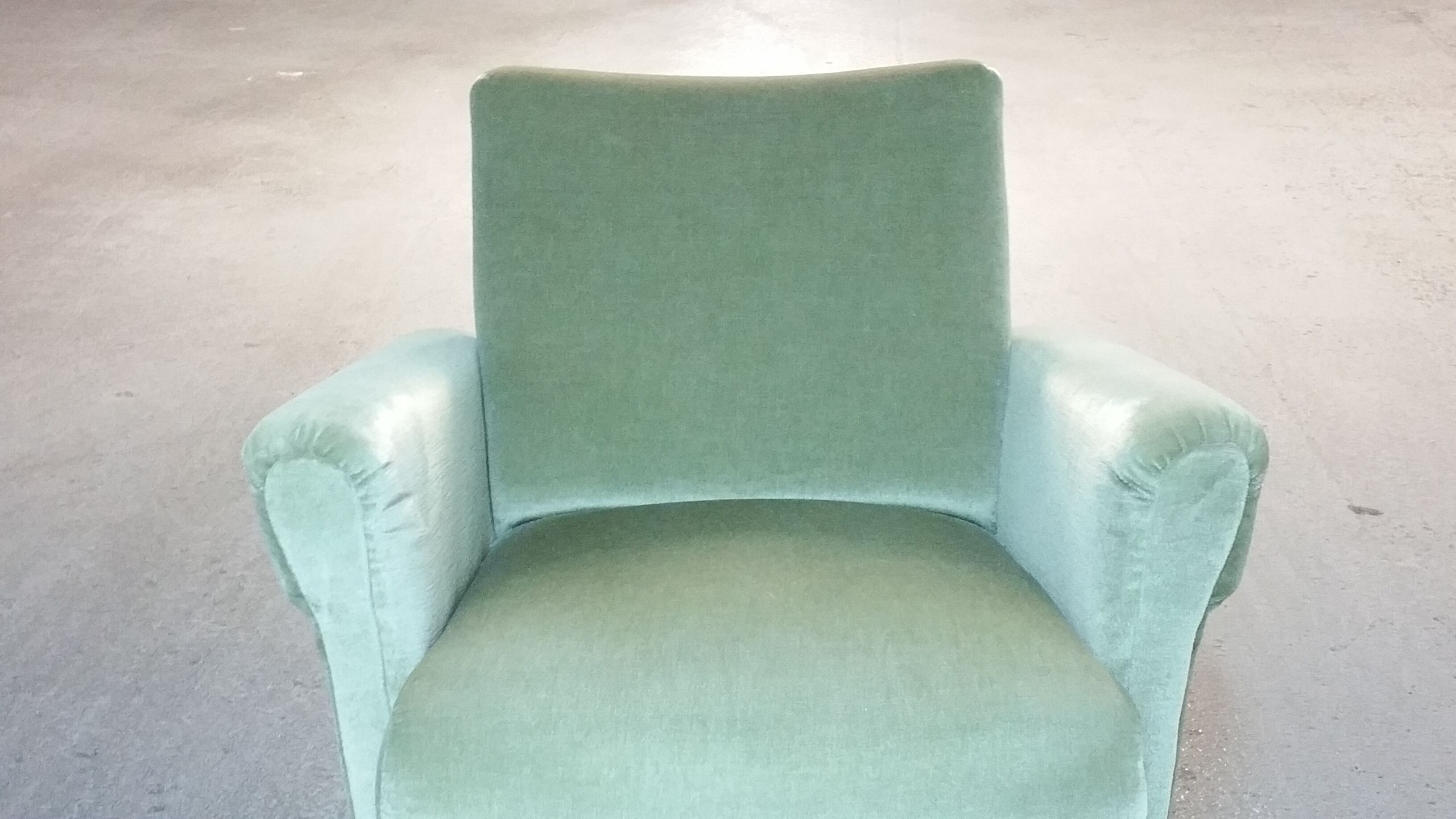 Fauteuil club années 50 60 déjà restauré