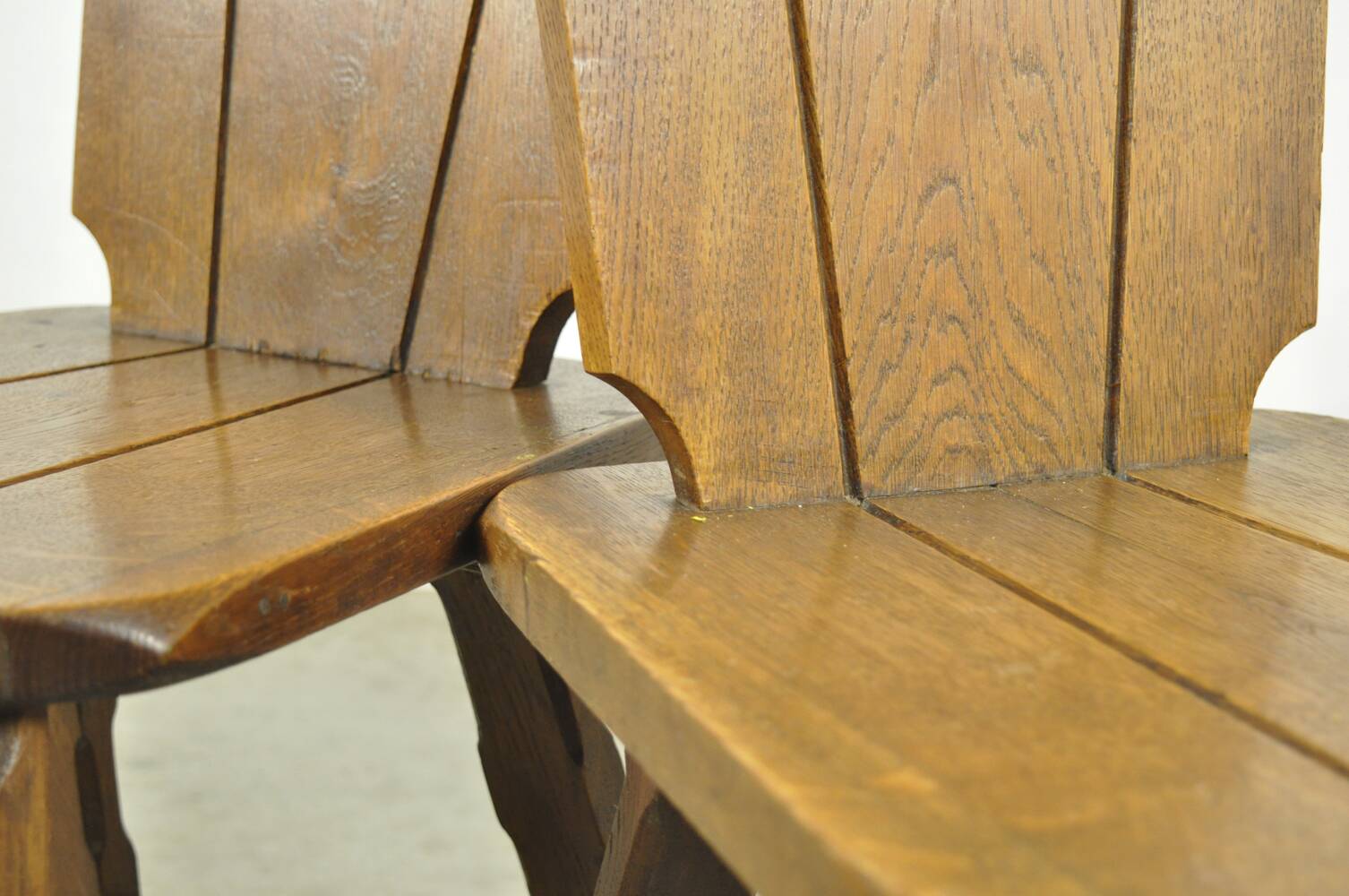 Vintage brutalist oak handmade farmhouse dining chairs, 1930s