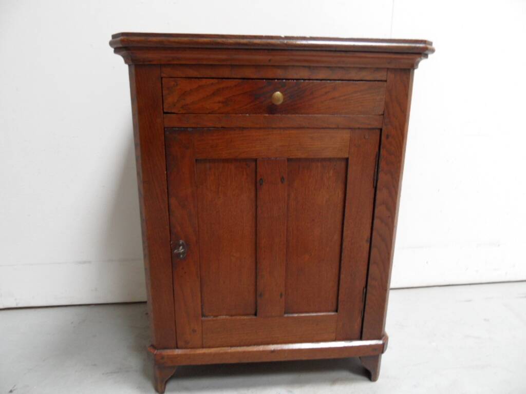 Antique oak one door cabinet