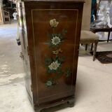 Chinese lacquered chest of drawers