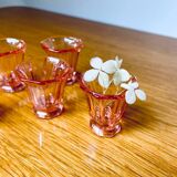 Verres à liqueur rose