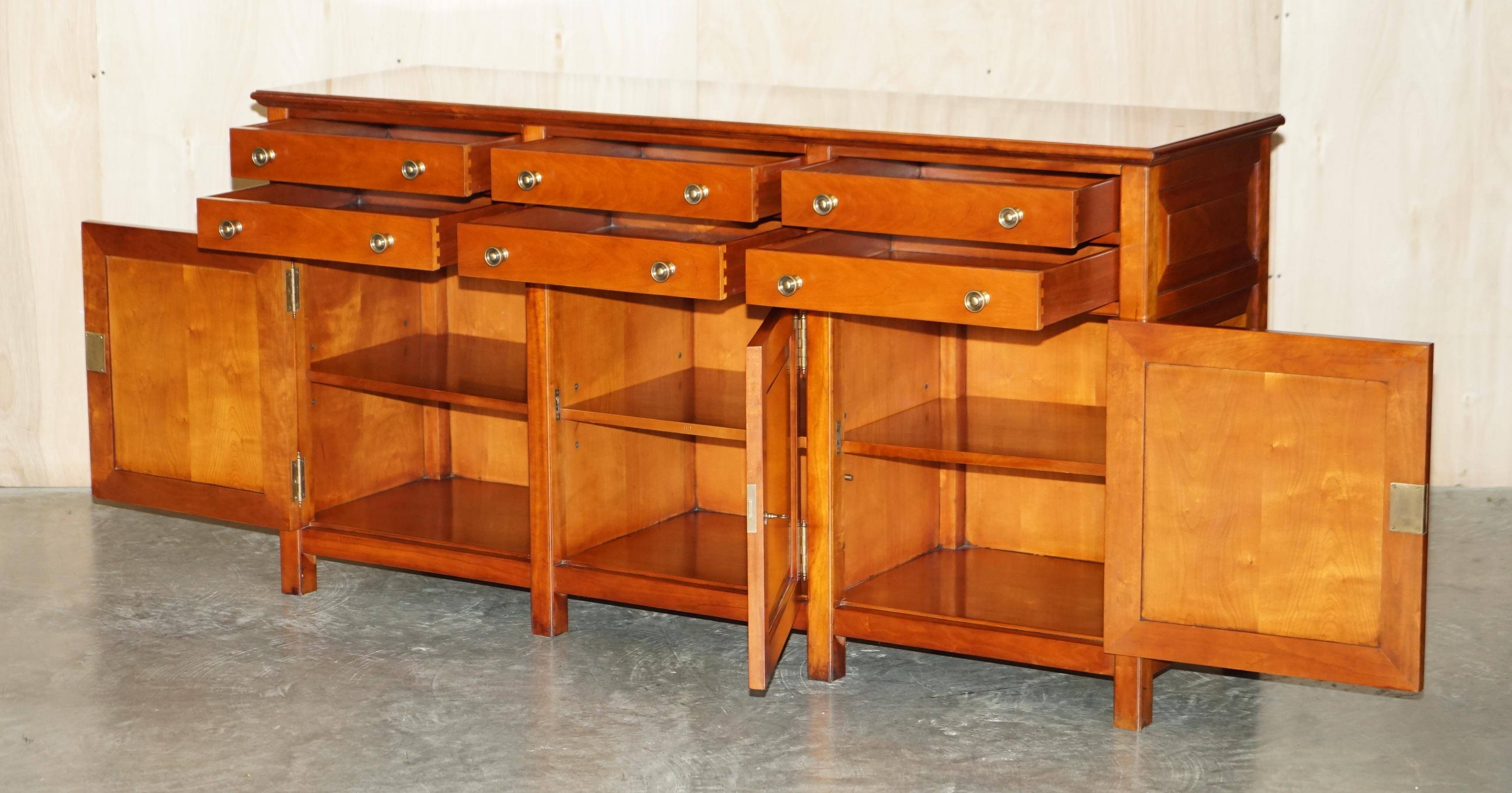 Large buffet Multiyork in solid cherry wood with six drawers.