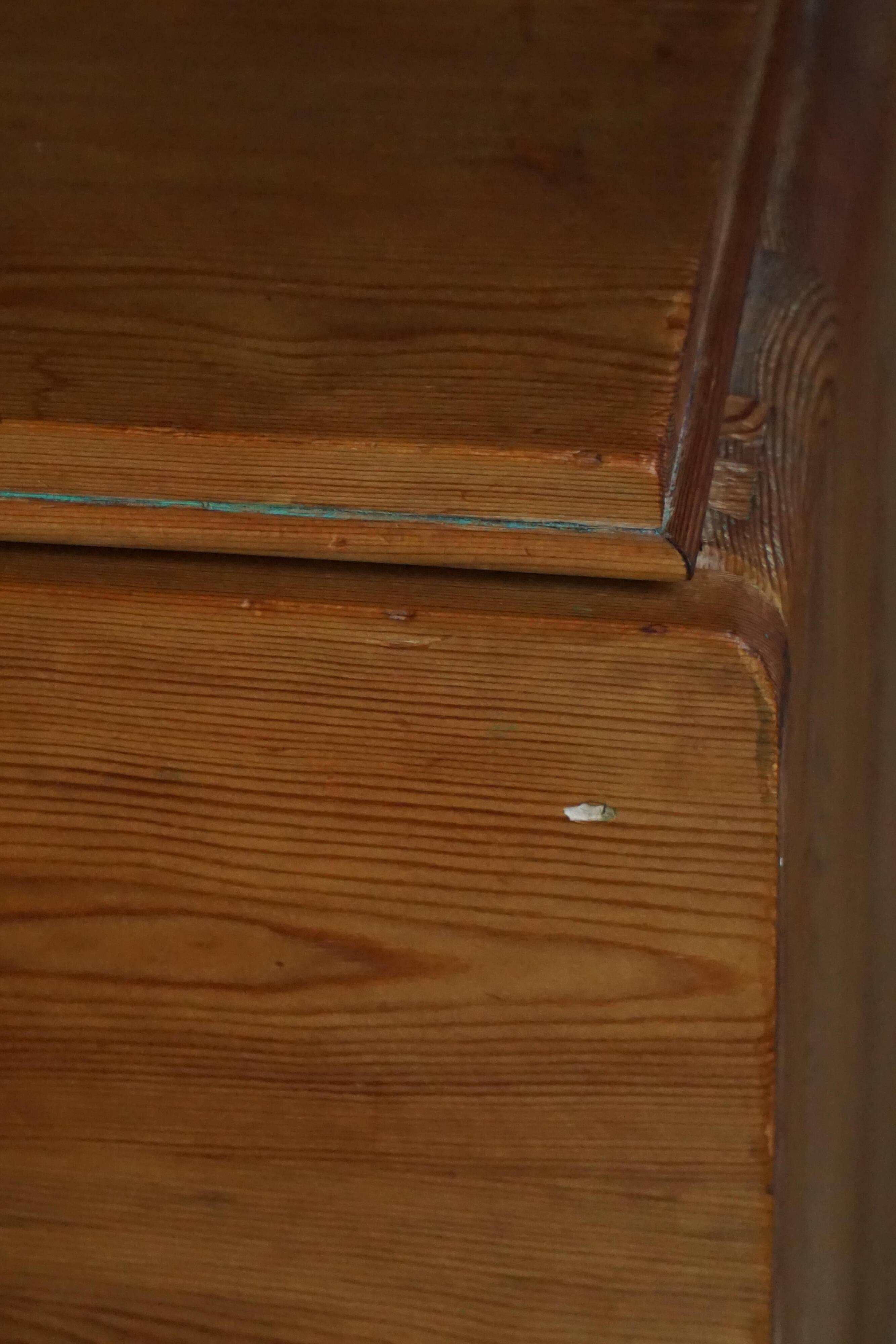 Mid-20th century Art Deco chest of drawers in pine with metal handles, 1940s.