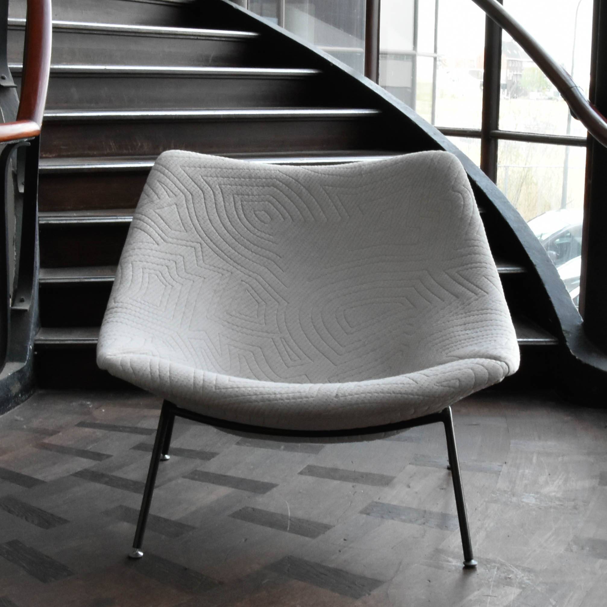 Fauteuil Oyster de  Pierre Paulin pour Artifort