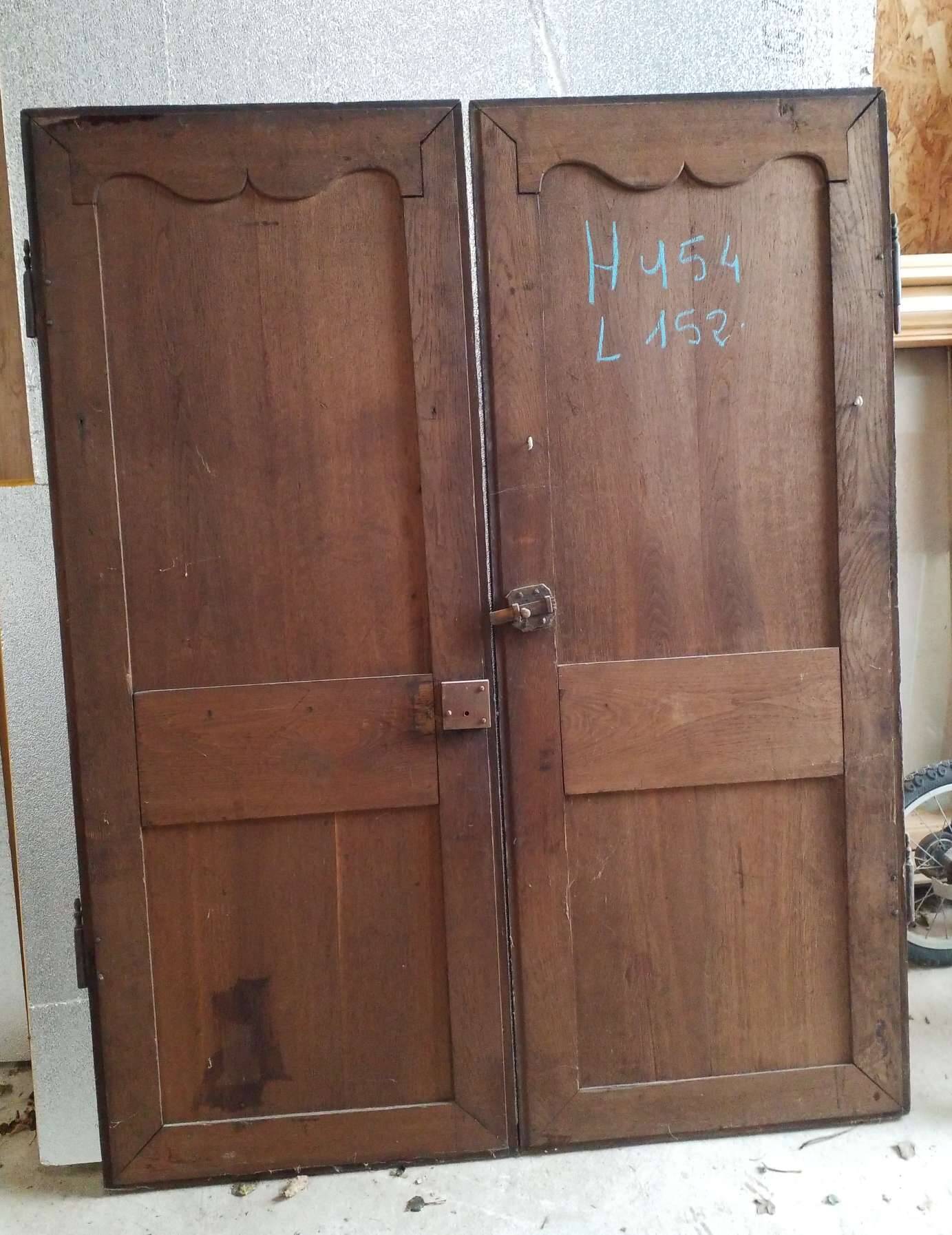Pair of cabinet doors