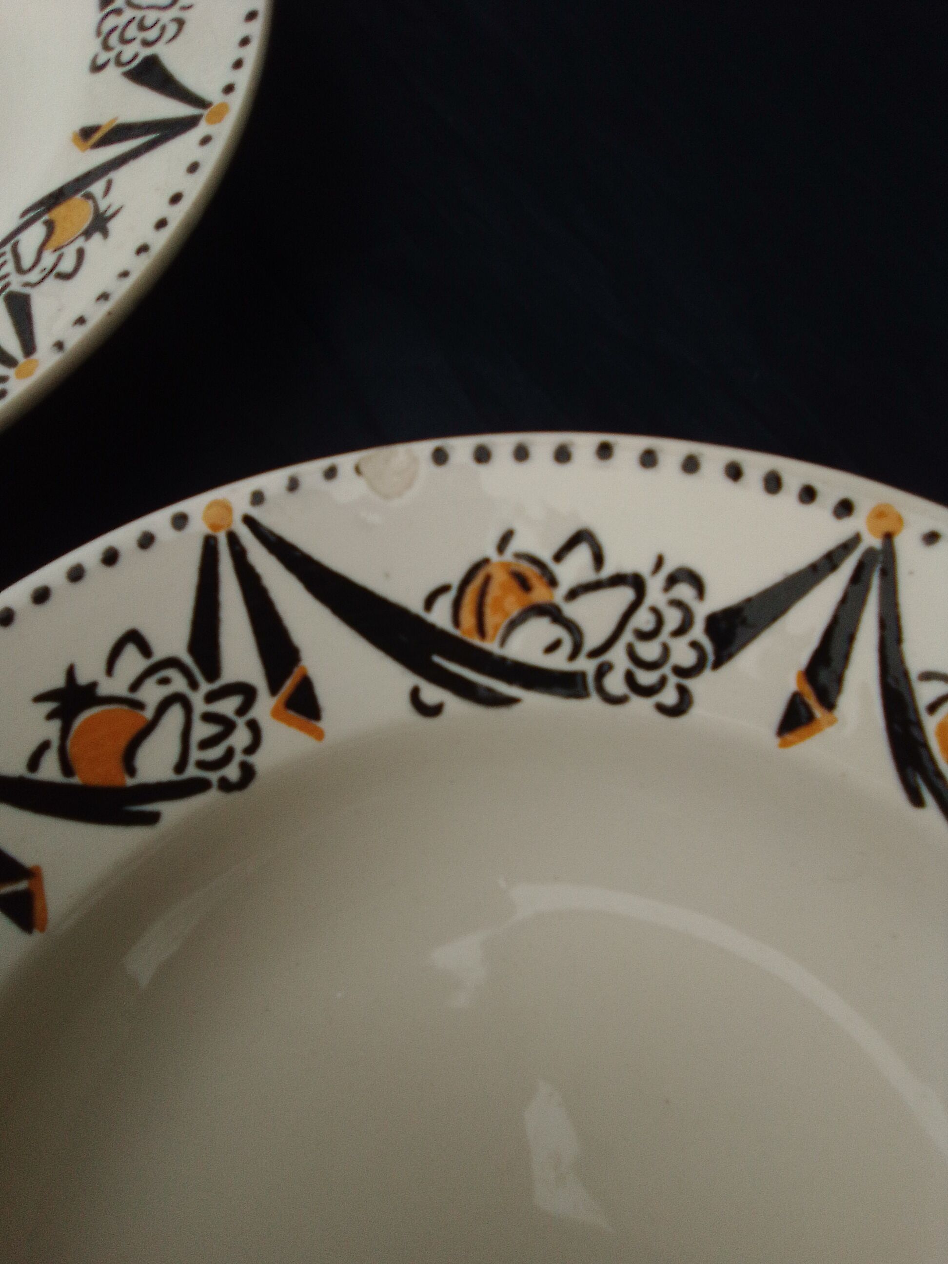 2 hollow plates in earthenware HBCM Creil Montereau diam 23 cm