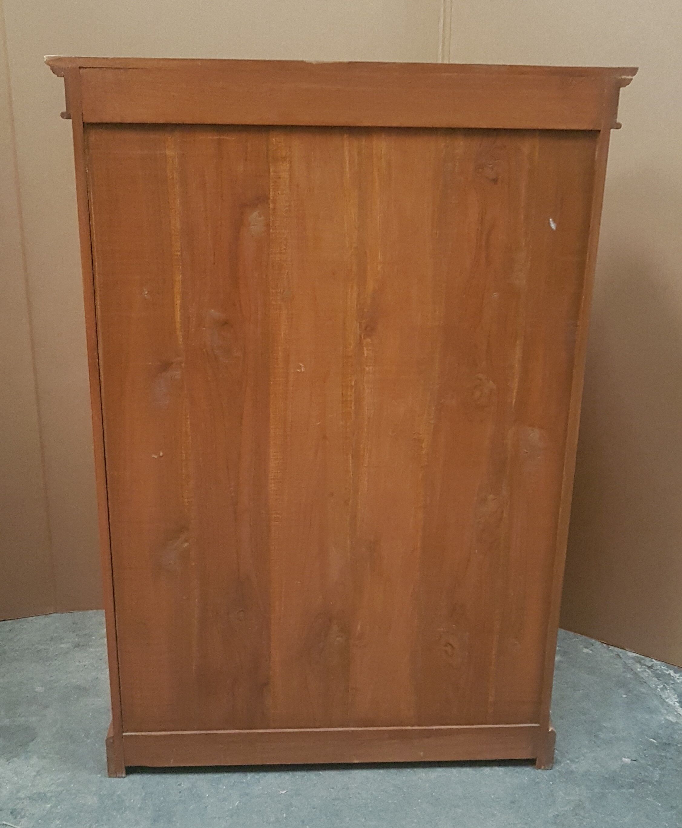 Storage furniture 4 niches