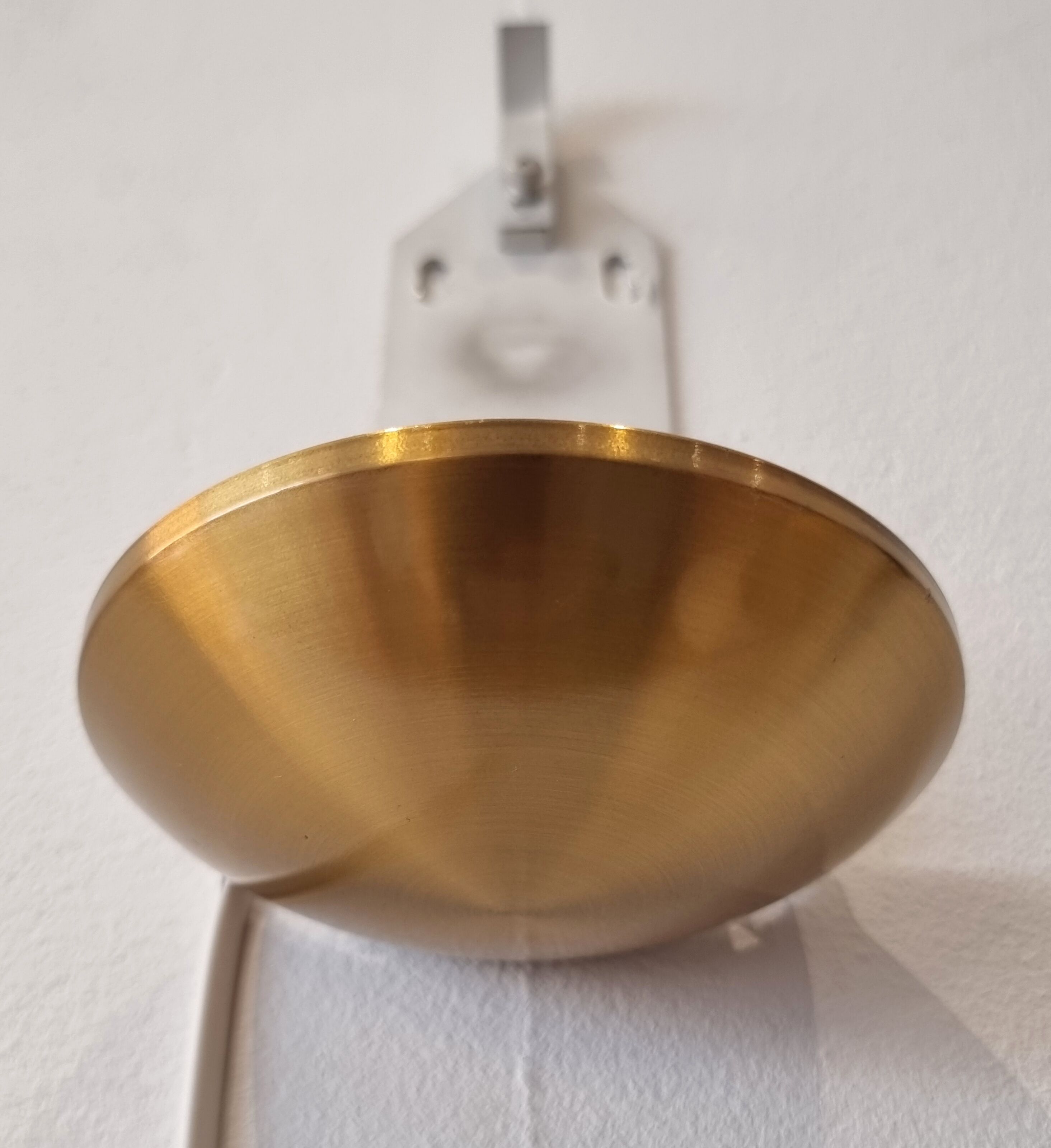 Pair of egg sconces by Jean Perzel - Atelier Perzel - Glass & Brass - ca 1940