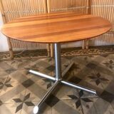 Danish table from the 90s in walnut