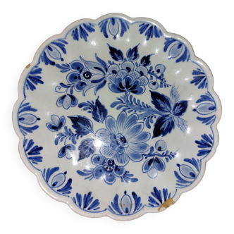 Small decorative plate