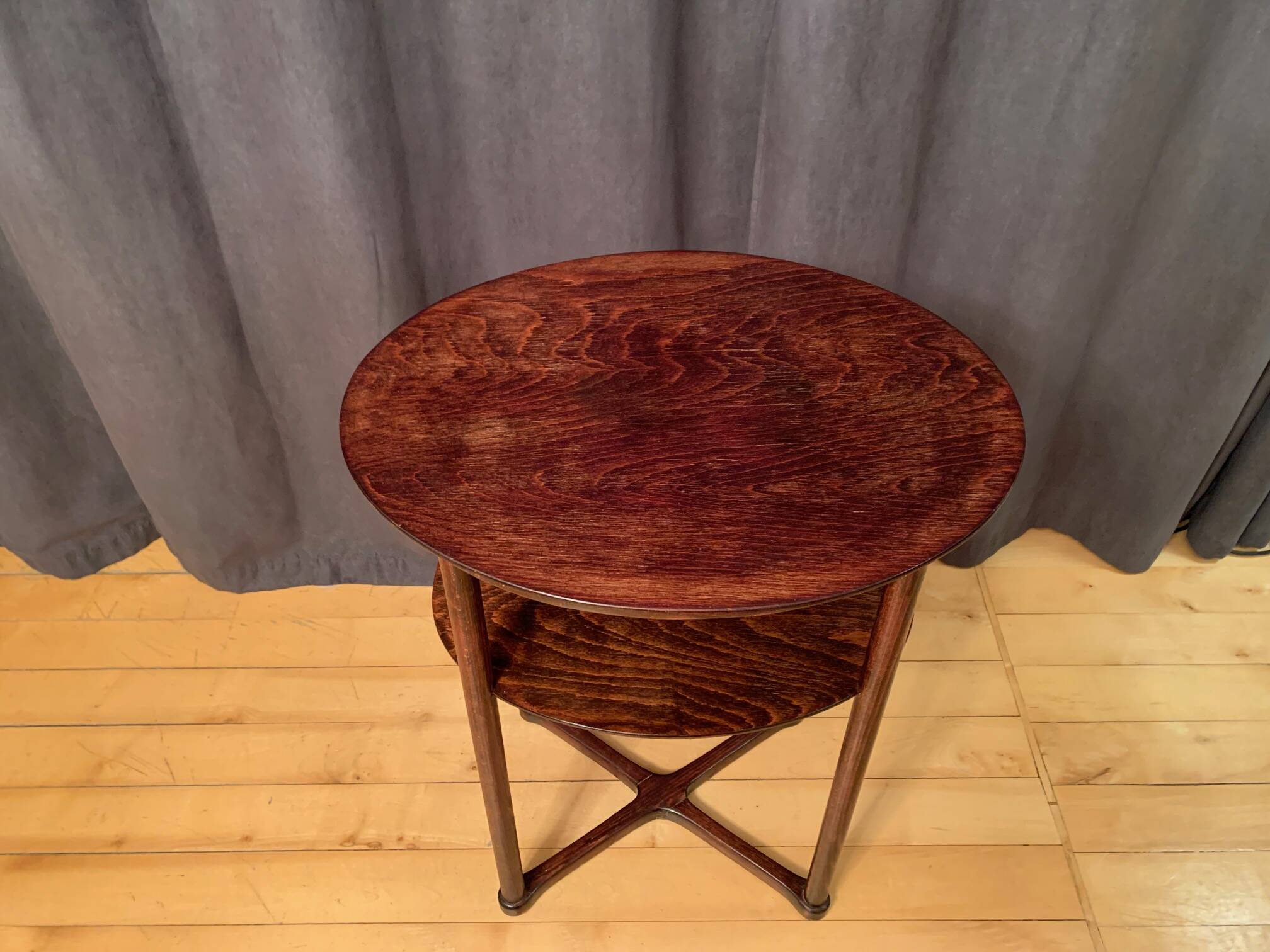 Oval side table no. 960/2 designed by Josef Hoffmann, JJ Kohna, Austria circa 1905