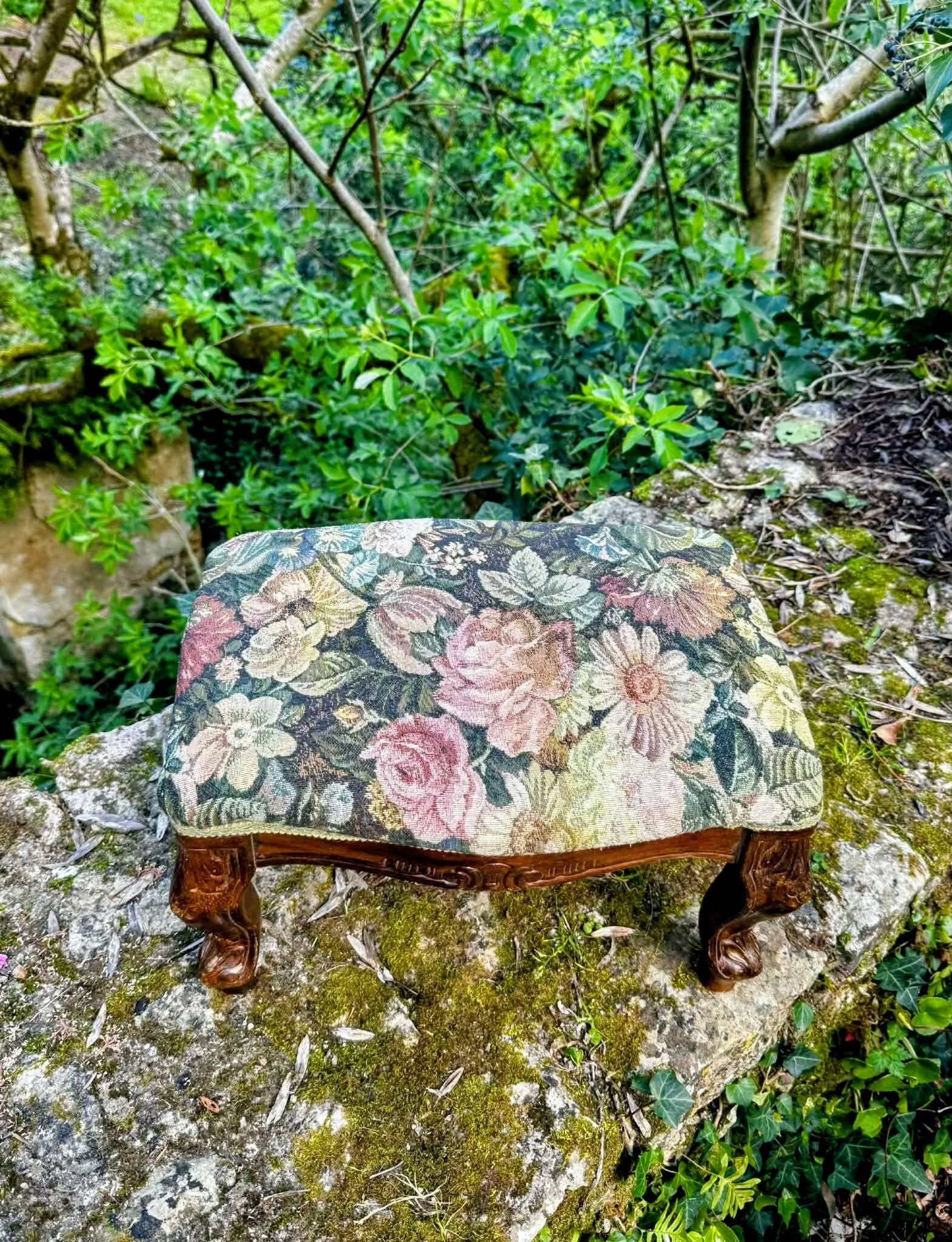 Louis XV style baroque footrest antique