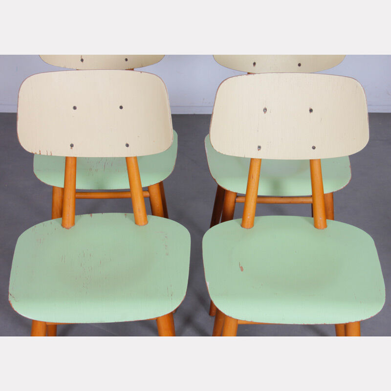 Suite de 4 chaises vintage en bois éditées par Ton 1960