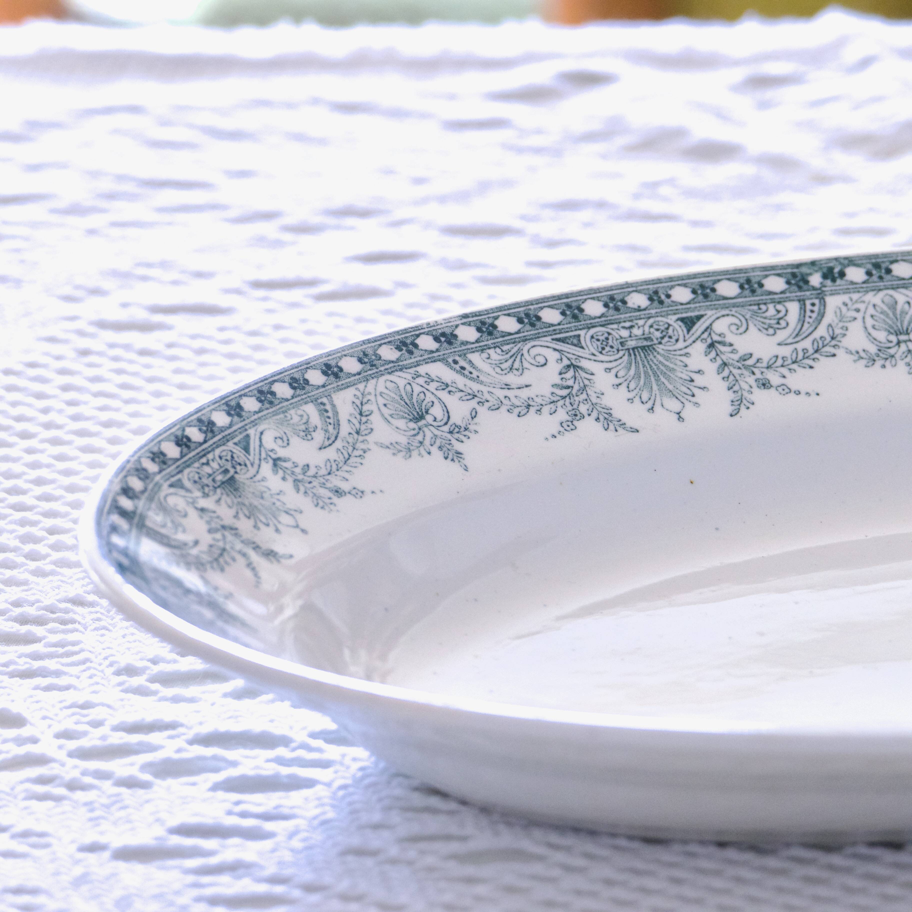 Large oval dish 19th century iron earth Wilbur Moulin des Loups