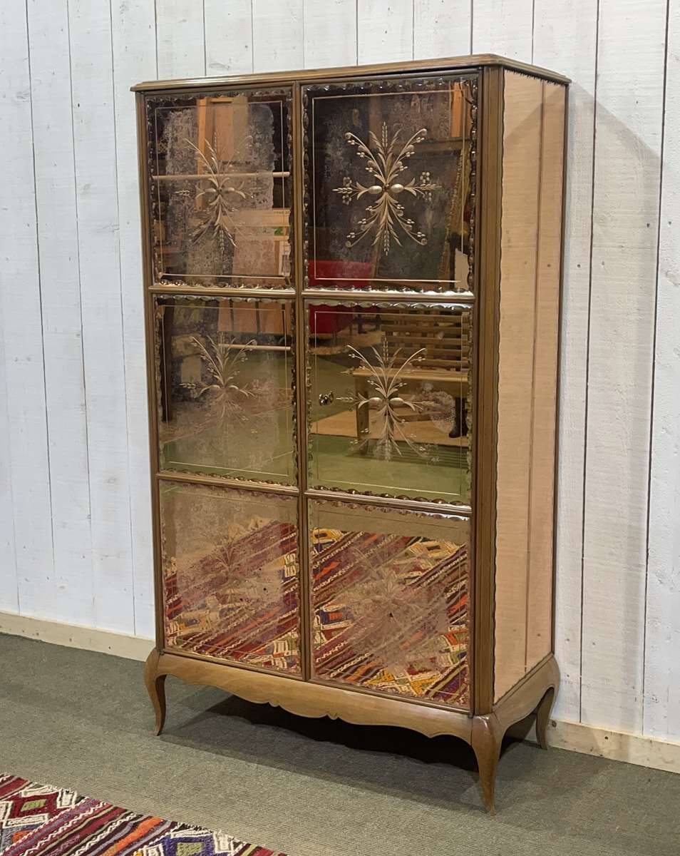 Art Deco mirrored cabinet from the 1950s in beech