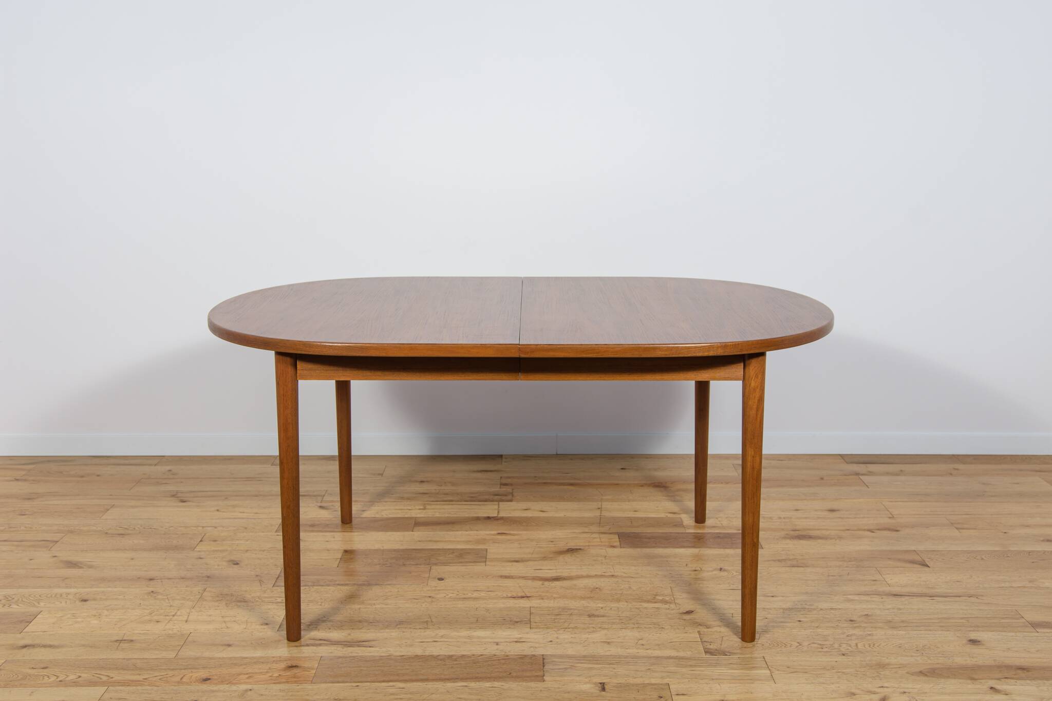 Table à manger en teck par Nils Jonsson Hugo Troeds, Suède, 1960s