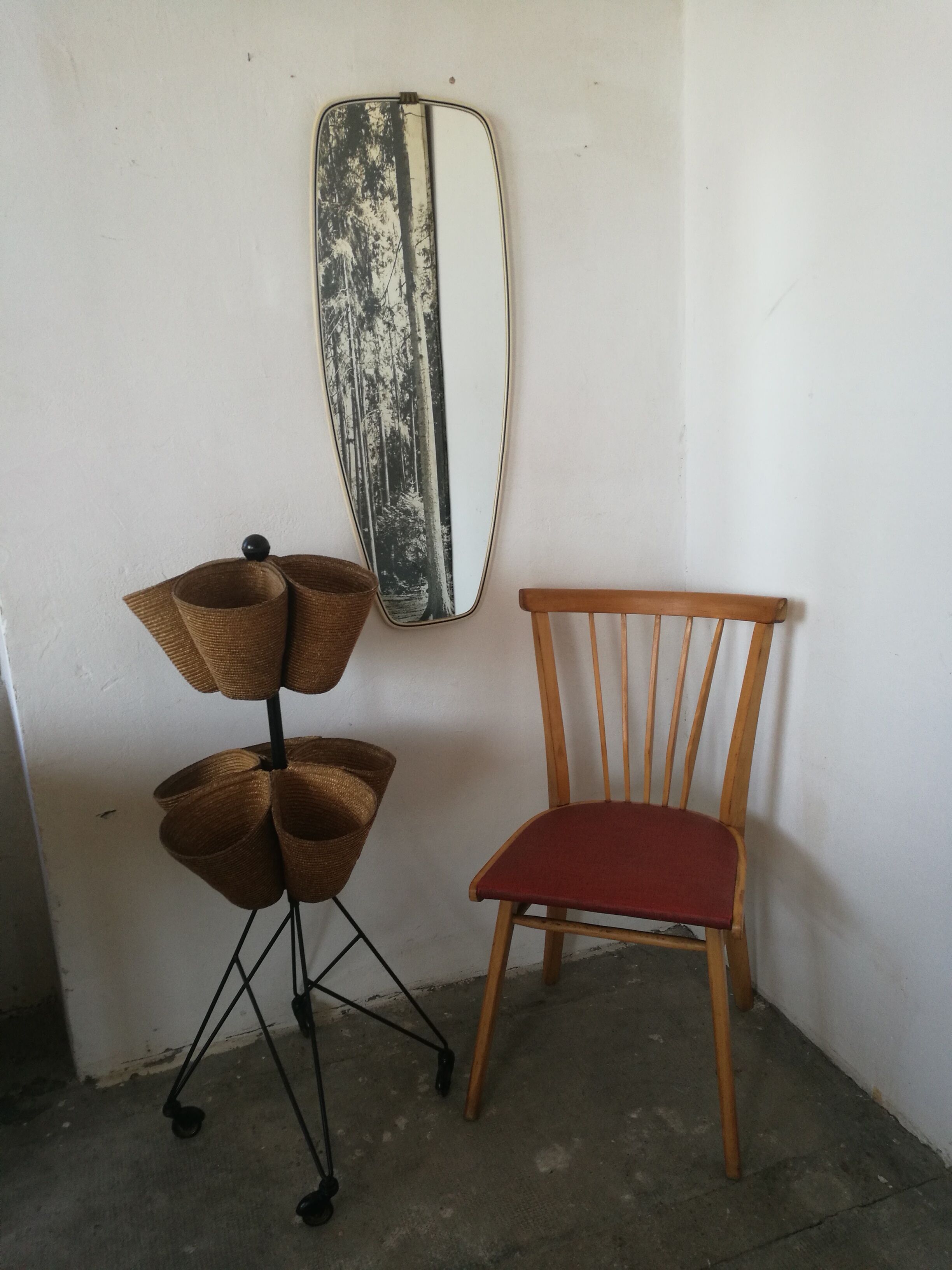 Vintage mirror free form