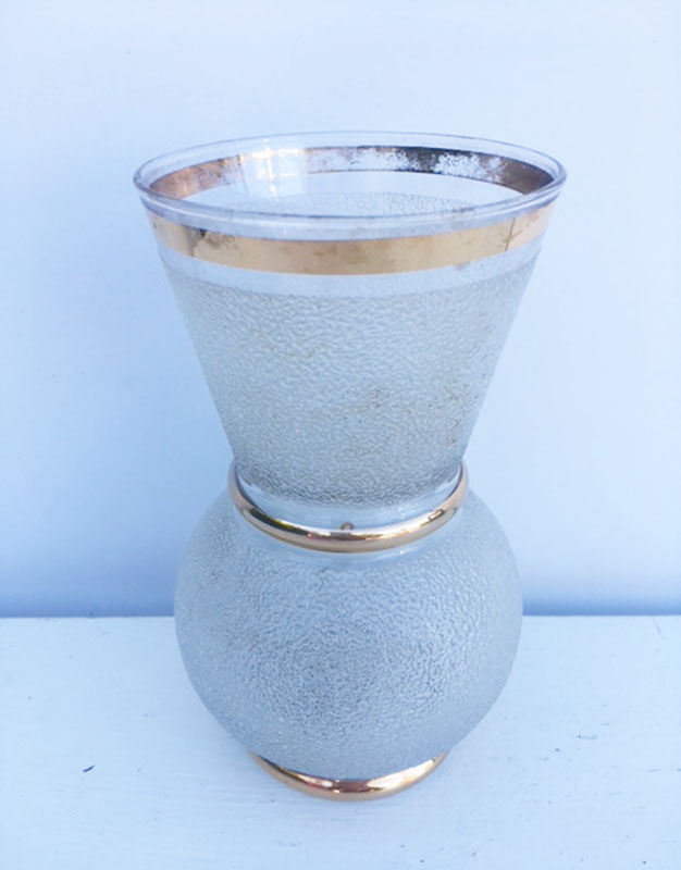 White and gold vase