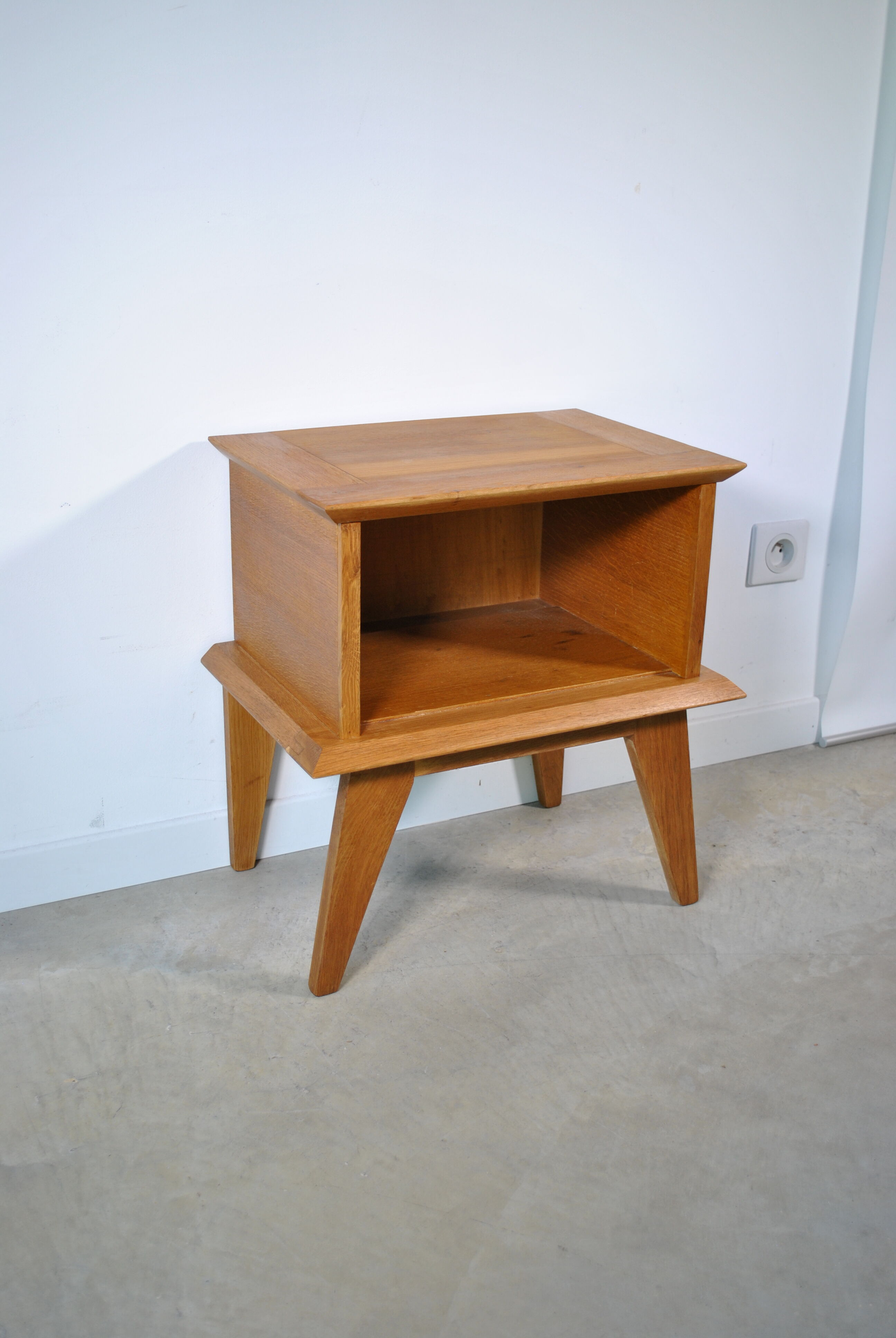 Bedside foot compass 1960