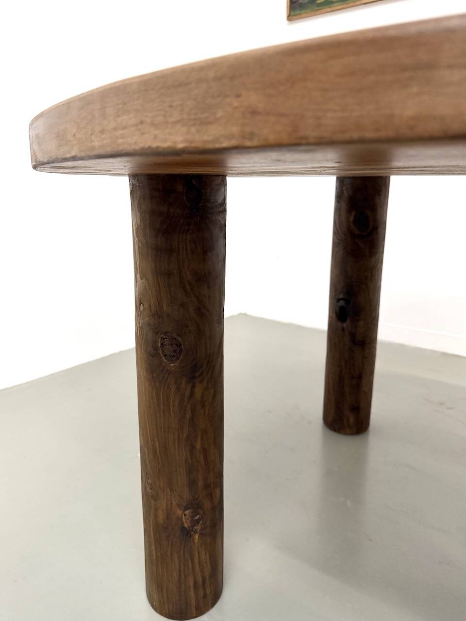Table ronde années 50 constructiviste noyer