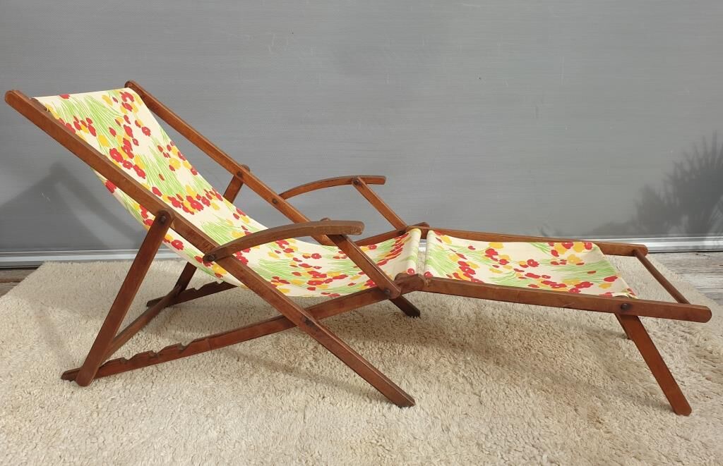 Chilean duo vintage wooden deckchairs with footrest