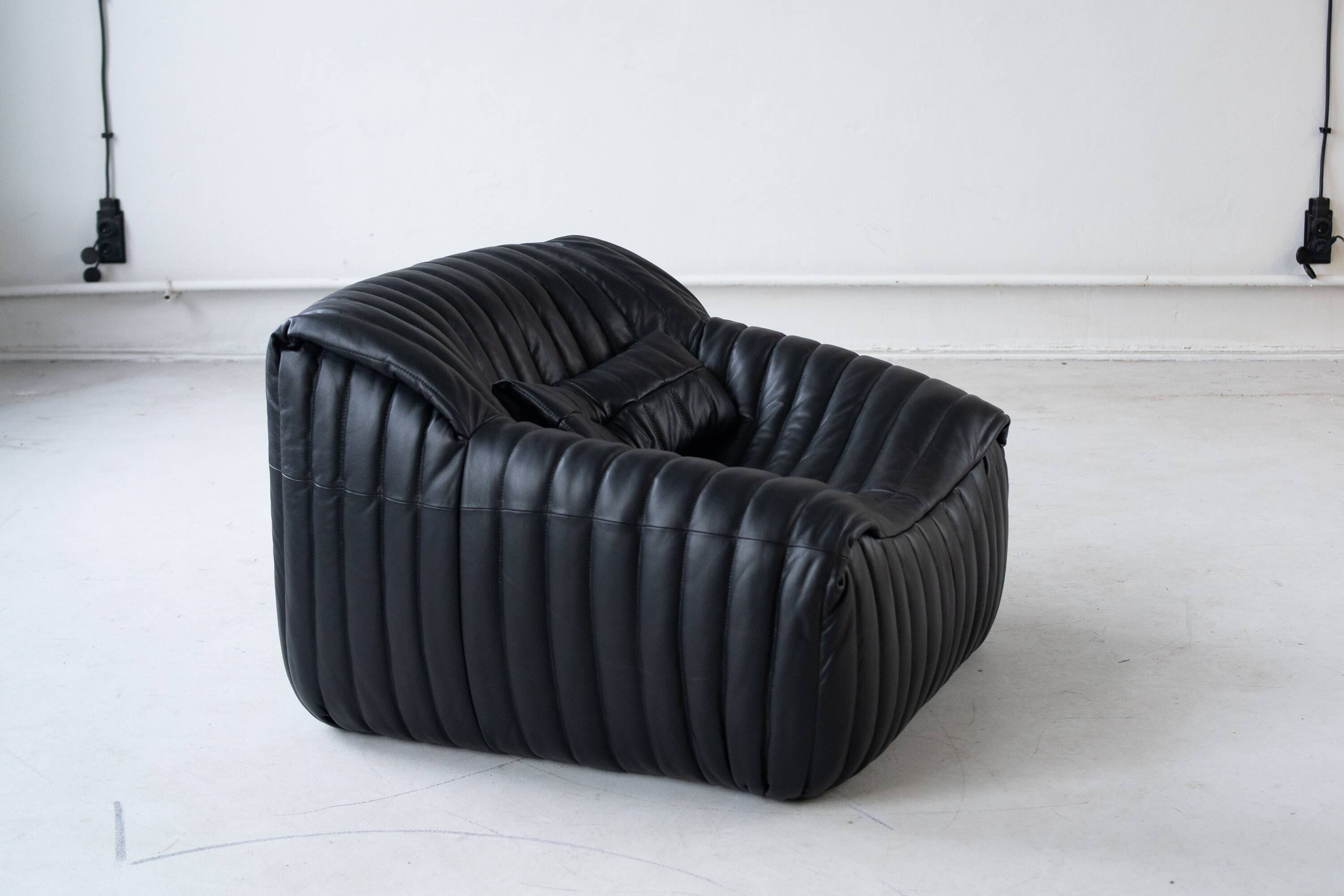 Cinna Ligne Roset Black Leather Armchair attributed to Annie Hieronimus, 1970s