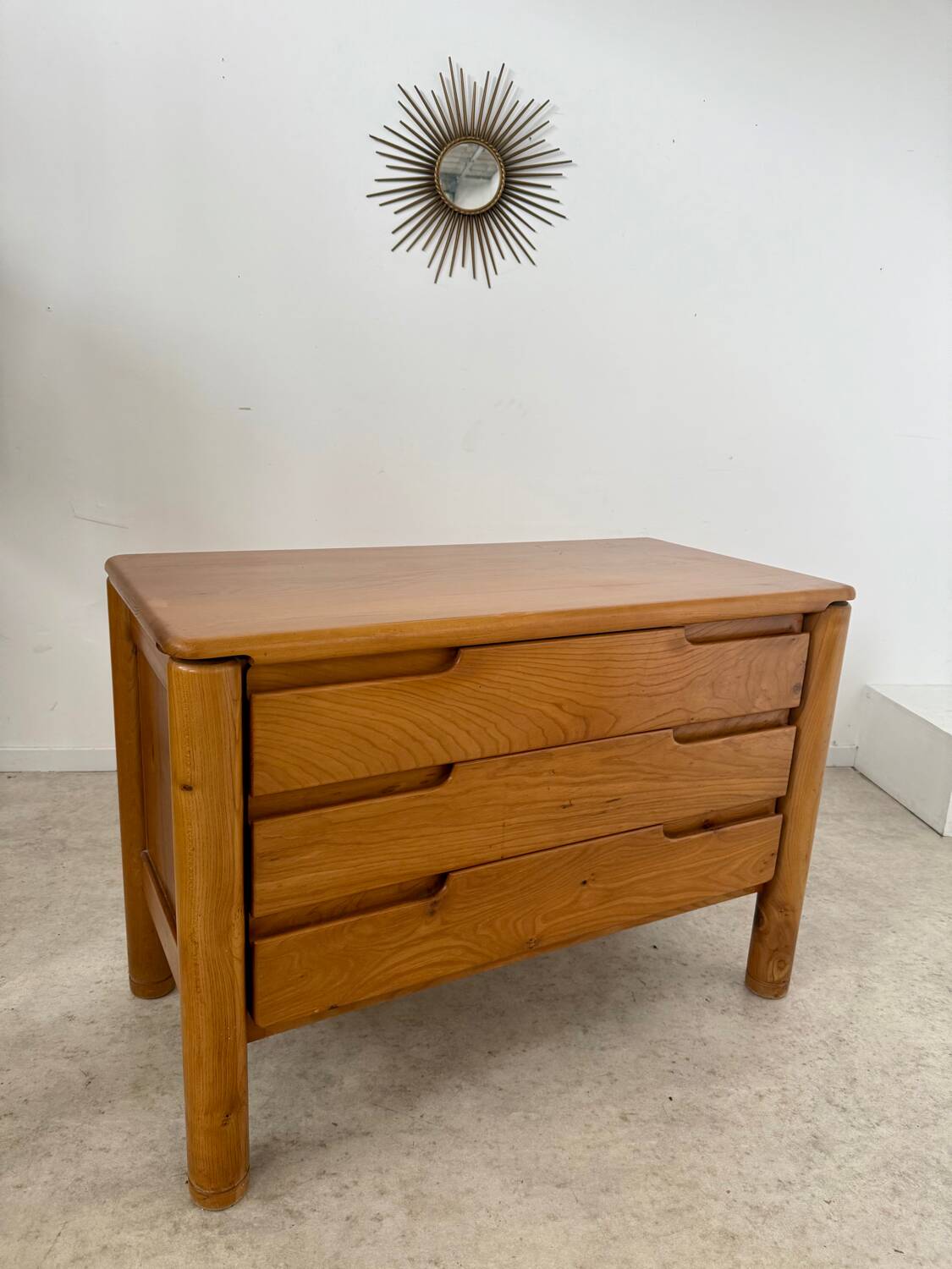 Antique solid elm chest of drawers, French design from the 60s, Maison Regain vintage