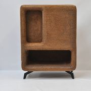 Cabinet — un objet de rangement sculptural fait à la main par Zachte Zaken.