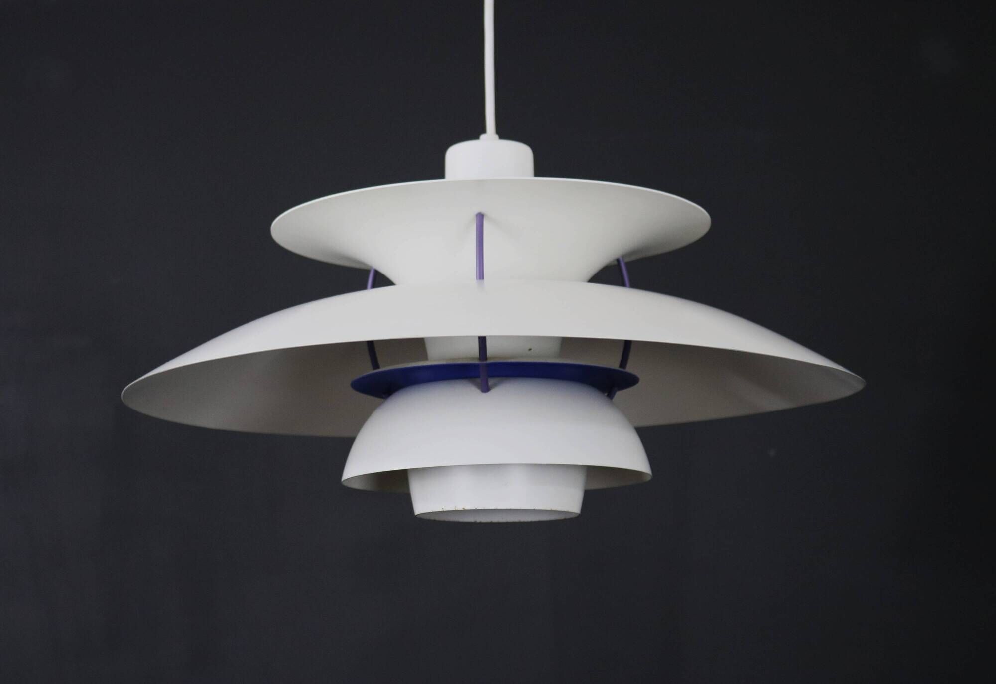 The real Danish stuff - PH5 pendant - original white color - Louis Poulsen - Poul Henningsen -