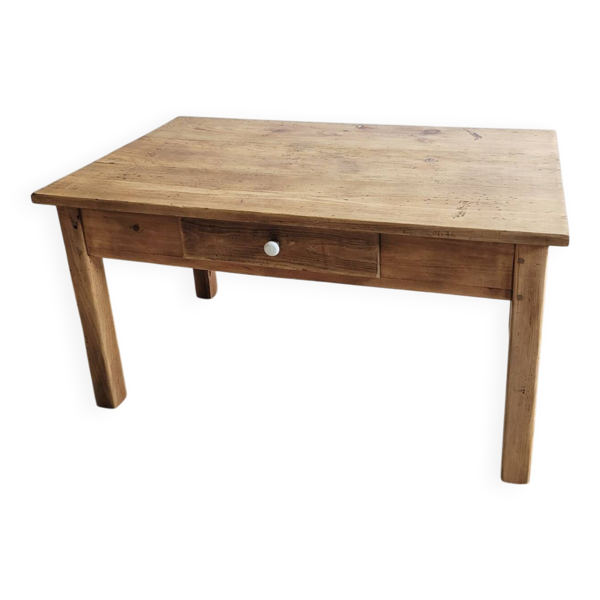 Table basse en bois massif