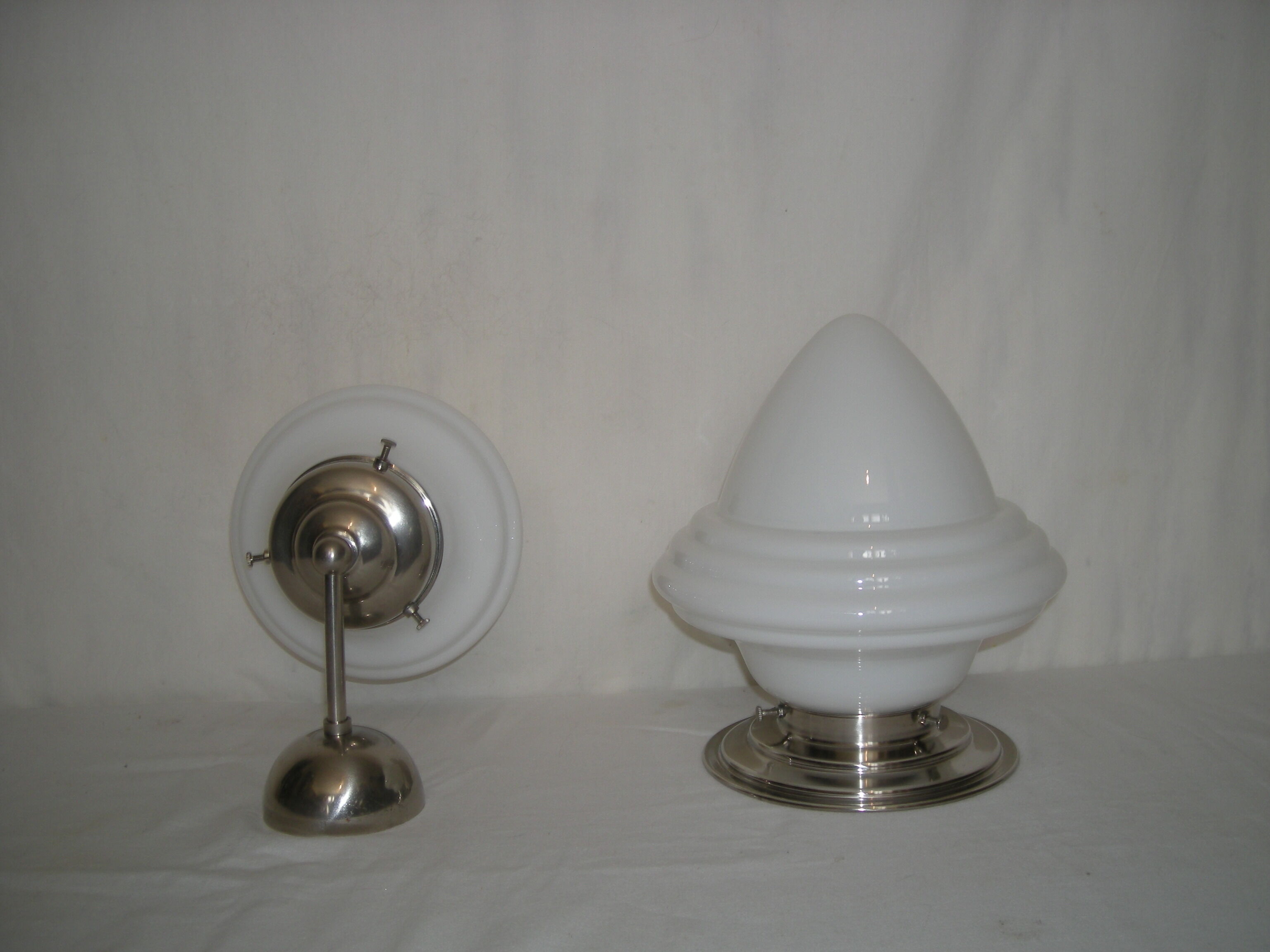 Plon gland and wall lamp