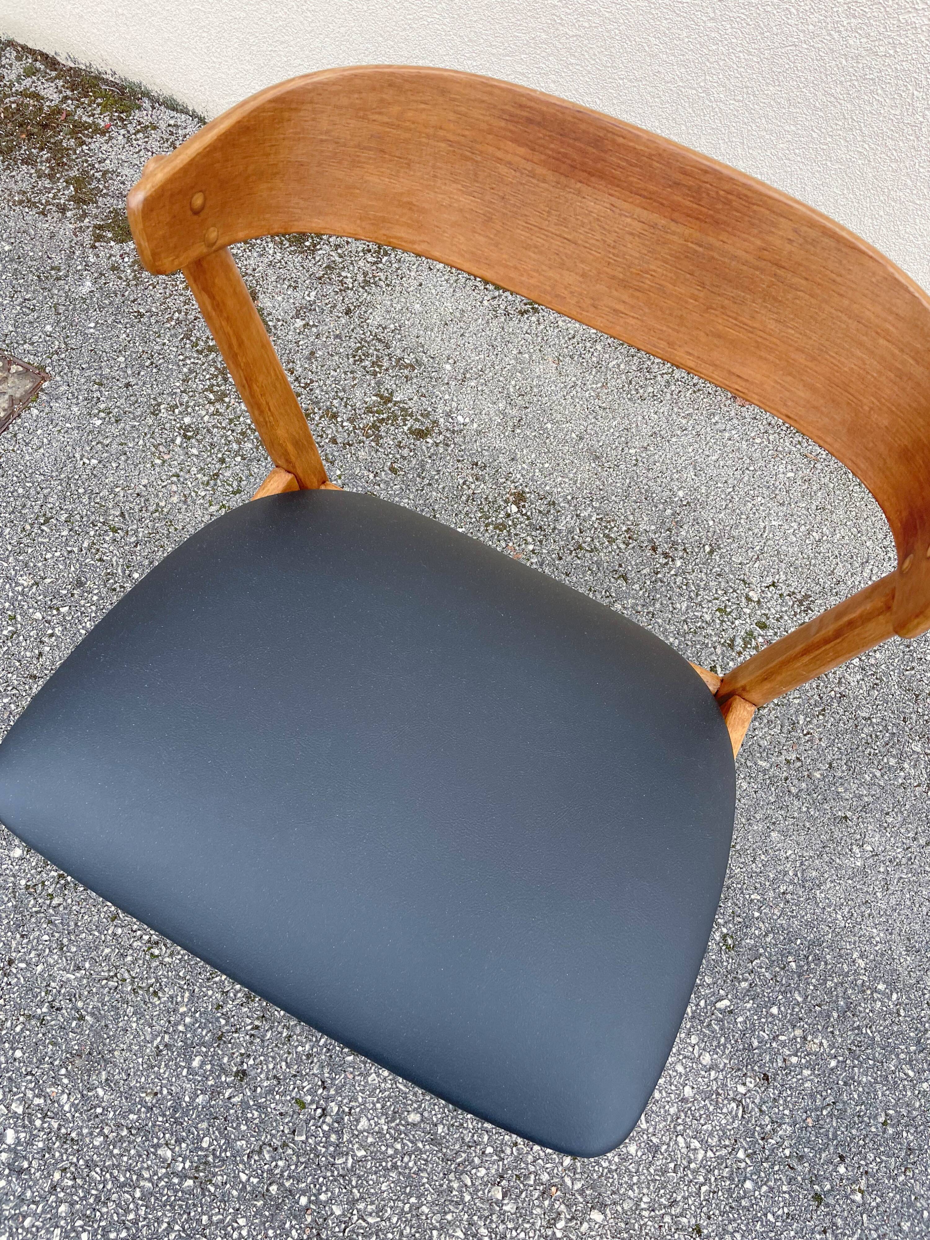 Scandinavian chair