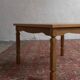 Table basse carrée en chêne sculpté par Henning Kjaernulf | Danemark | Années 1950