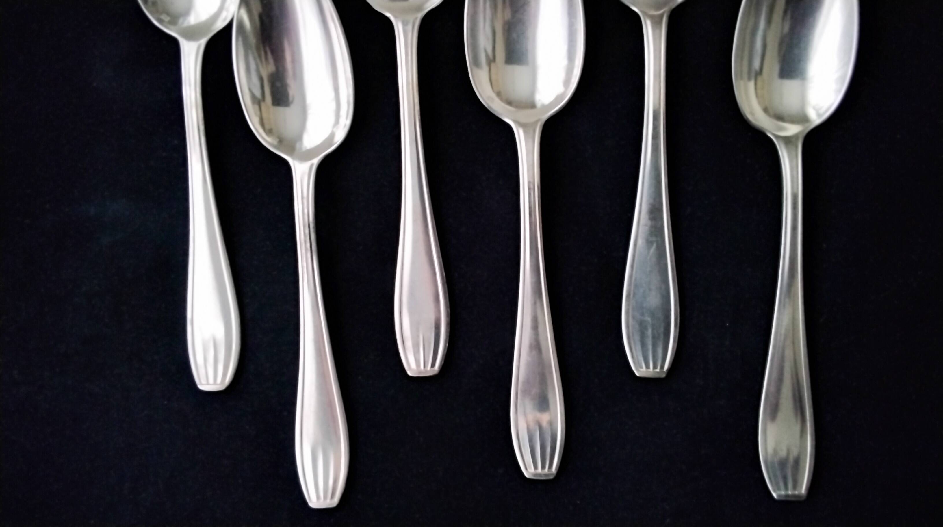 6 SFAM Chambly pattern silver-plated soup spoons