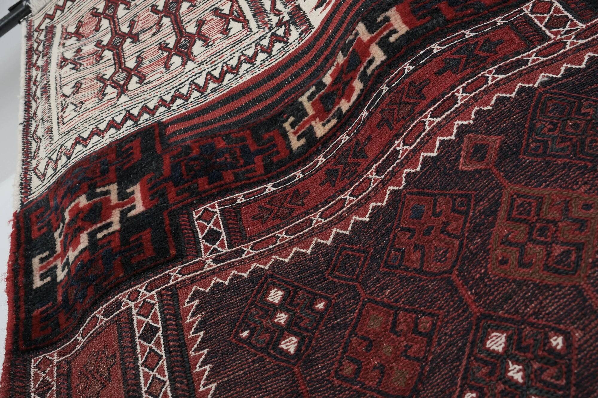 Vintage handmade Turkish rug 95x235 cm
