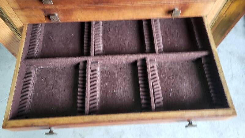 Meuble menagere art deco en chene