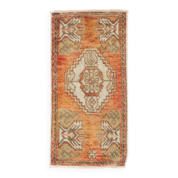 Vintage Small Rug. Handmade Door Mat. Turkish Seat Cover. Entryway Mat. Kitchen Rug