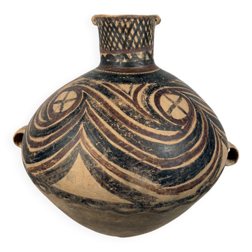Painted terracotta vase, Neolithic period, Yangshao 4500-3000 BC
