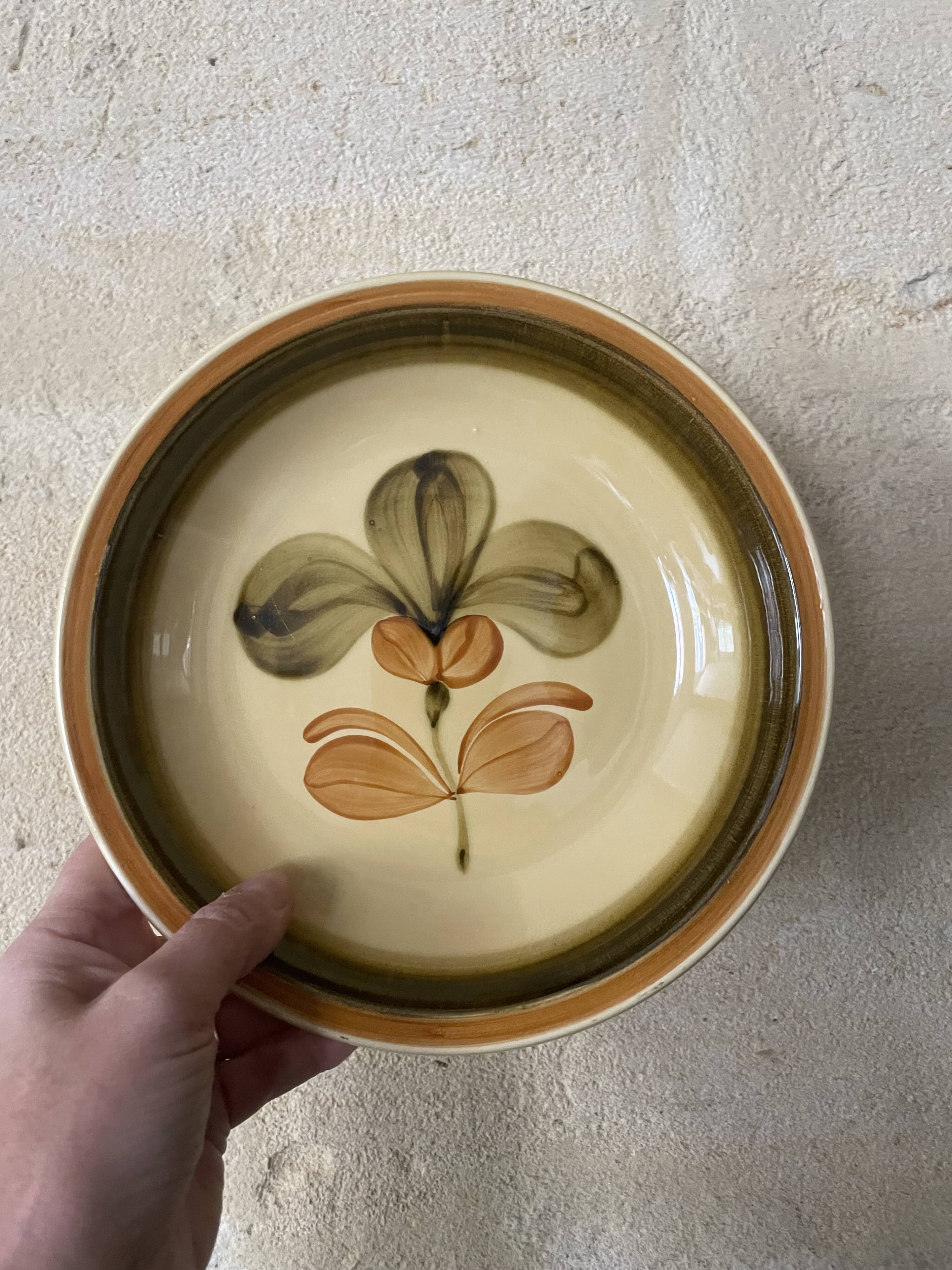 6 assiettes creuses en faïence de Gien France