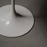 Eero Saarinen pedestal table, Knoll International, circa 1970
