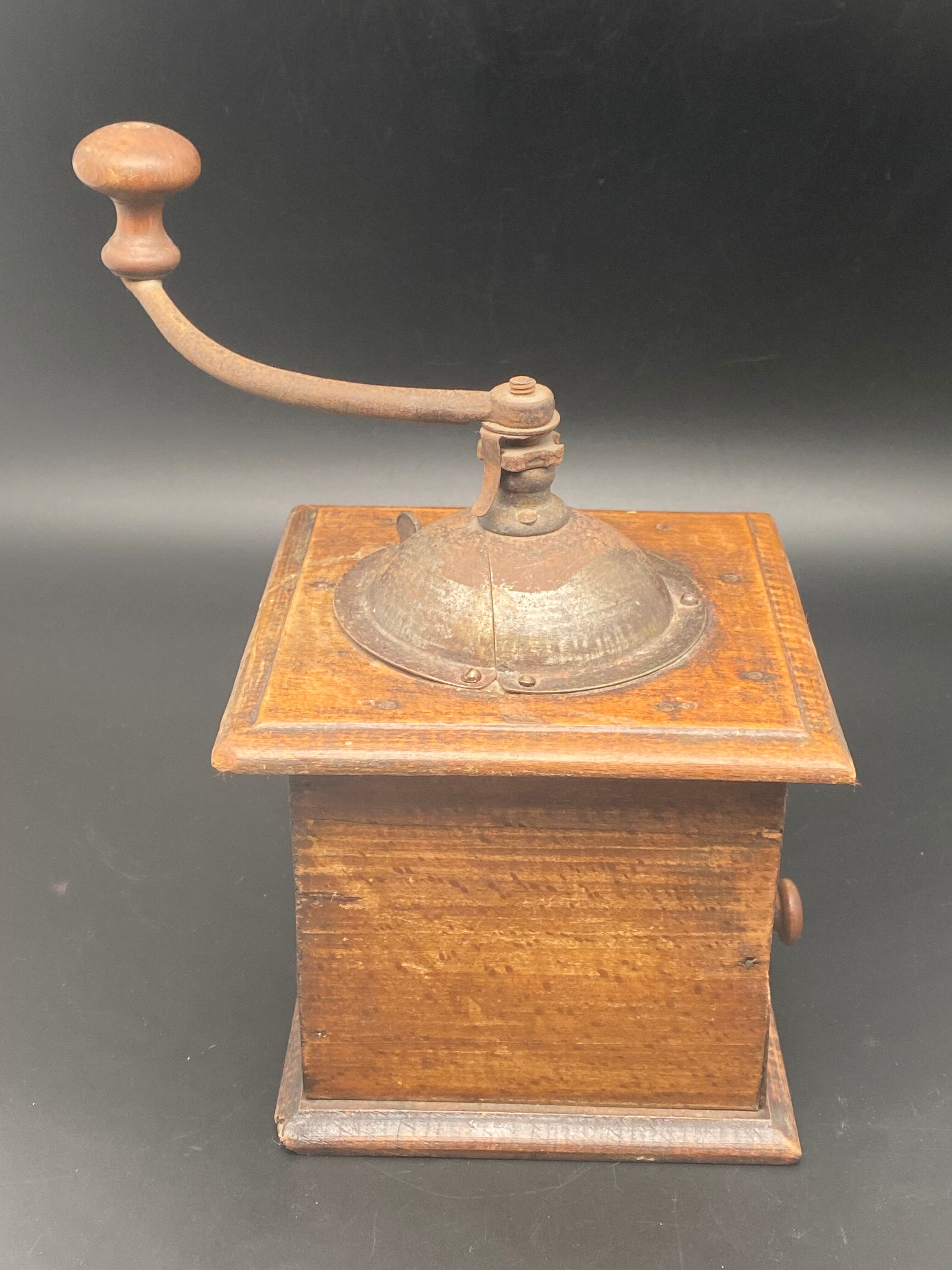 Peugeot Frères coffee grinder -MMF5