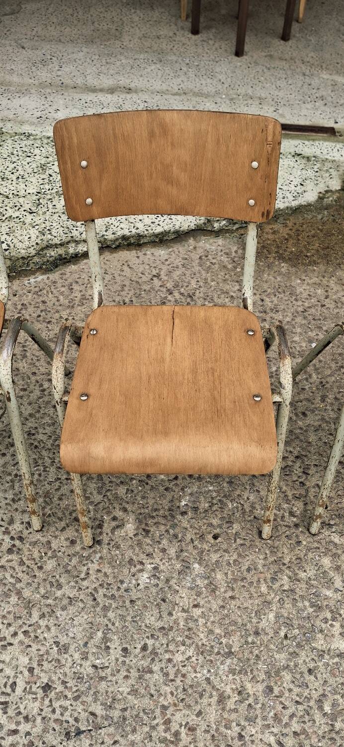 Chaises industrielles