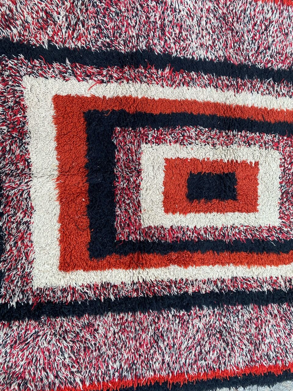 Handmade French Cogolin art deco rug 120x220 cm