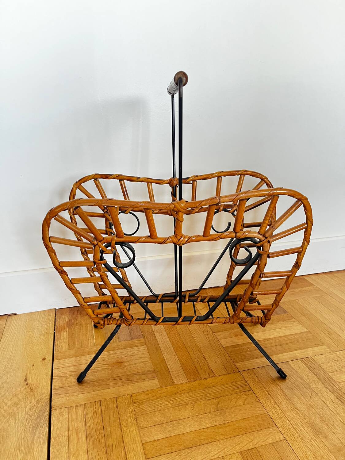 Vintage magazine rack