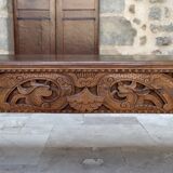 Important Indonesian bench in carved wood, Early 20th century